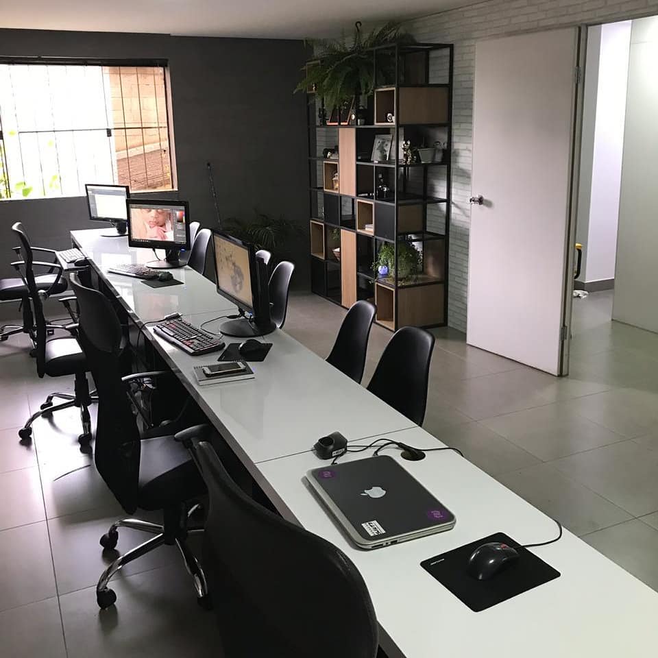 46637007_380208675859805_3289750444737375527_n